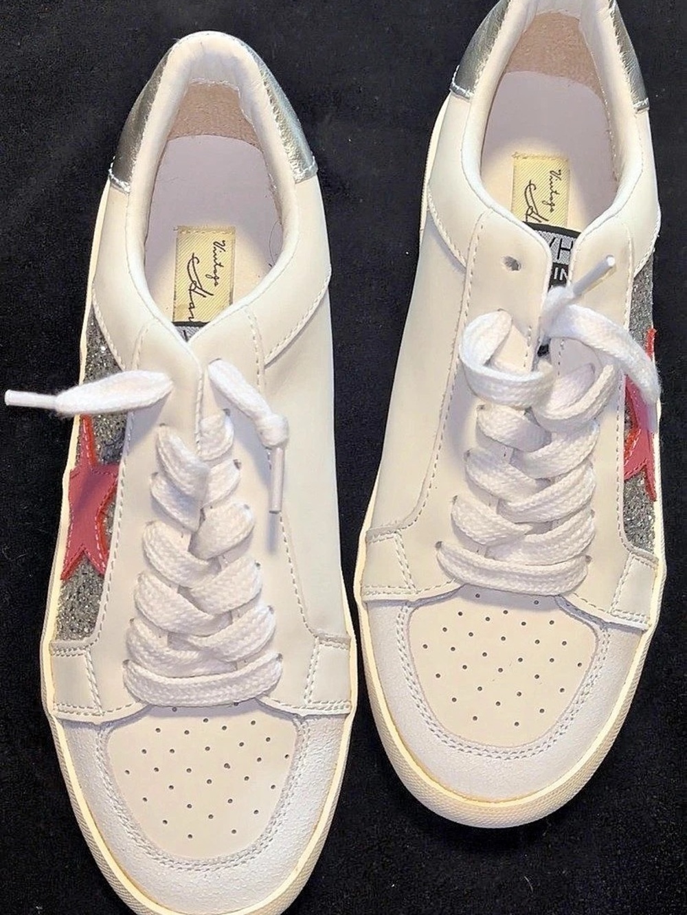 Vintage Havana Annsley Glitter Sneaker Sneakers in White & Pink